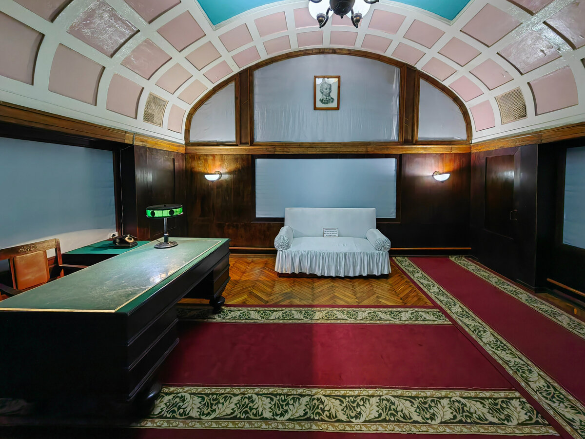 История Сталинского бункера. Мифы и реальность секретного объекта