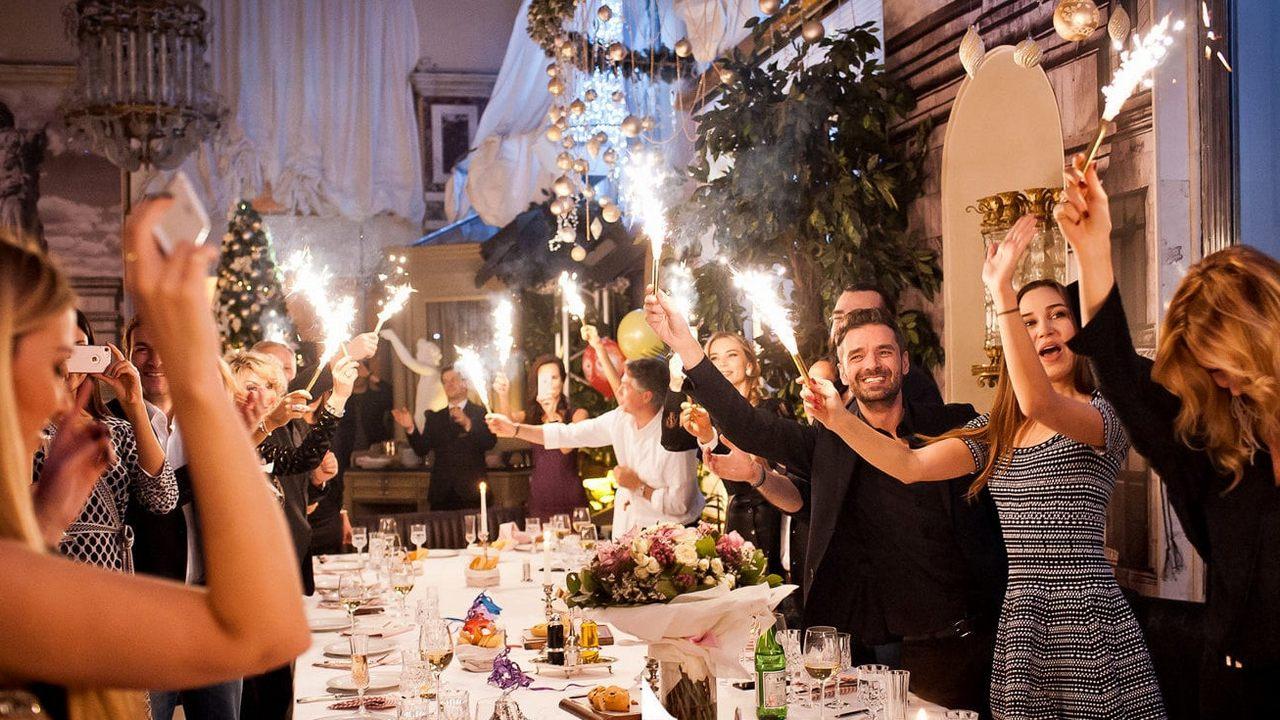 Новогодние праздники от Поляны!